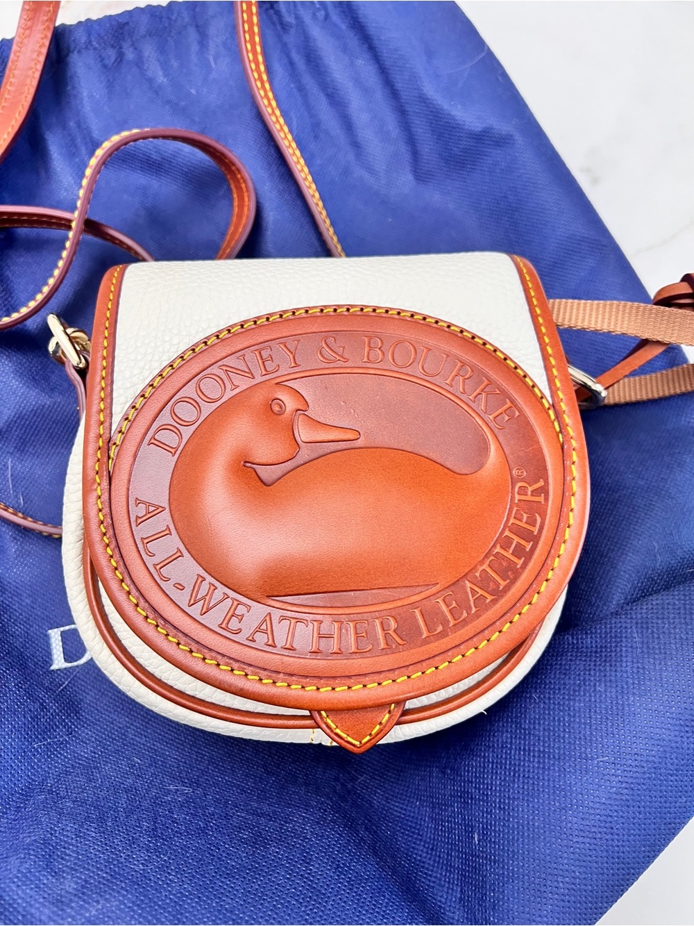All Weather Leather 2 Duck Bag in White - Picture 2 of 11
